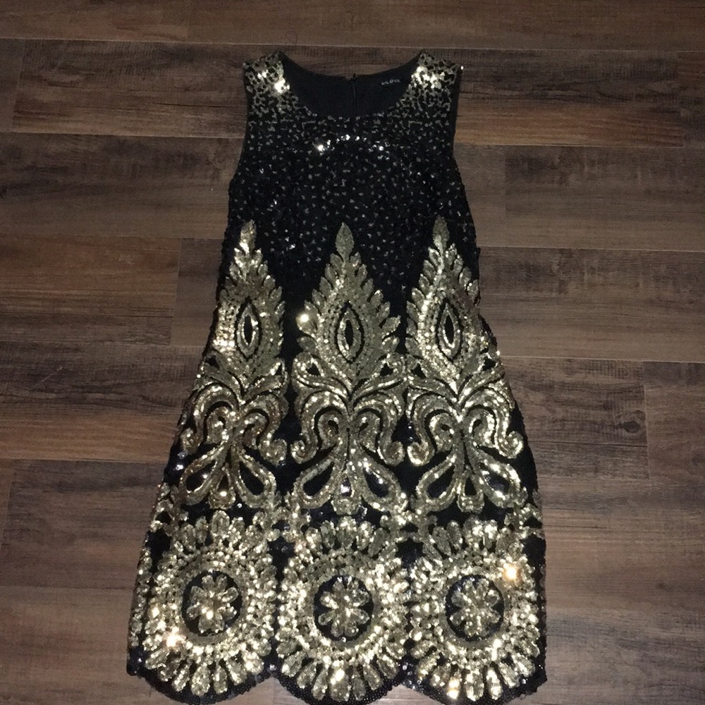 Ark & Co. Black/Gold zip up mini dress